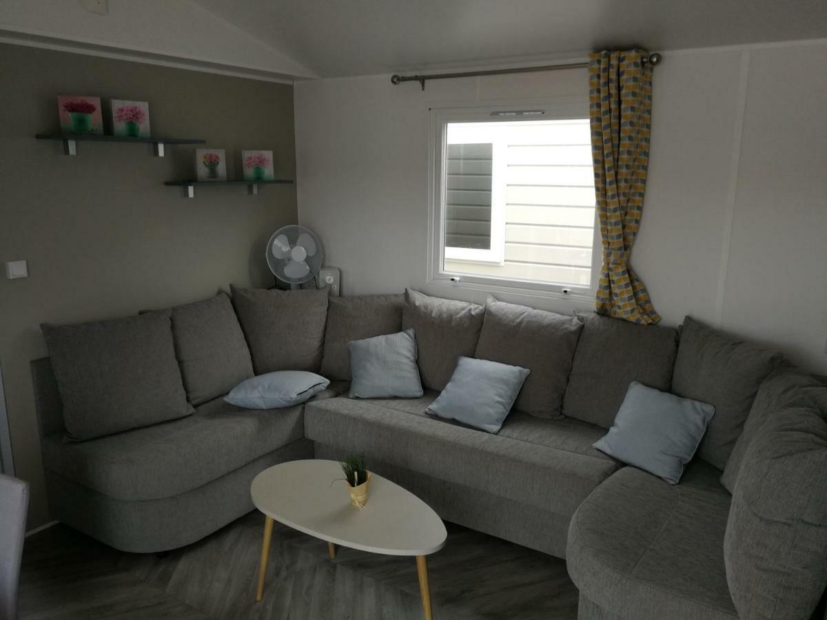 Bungalow 3Ch 2Sdb 8 Pers. Les Mathes Buitenkant foto