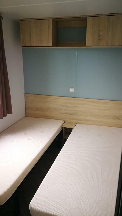 Bungalow 3Ch 2Sdb 8 Pers. Les Mathes Buitenkant foto
