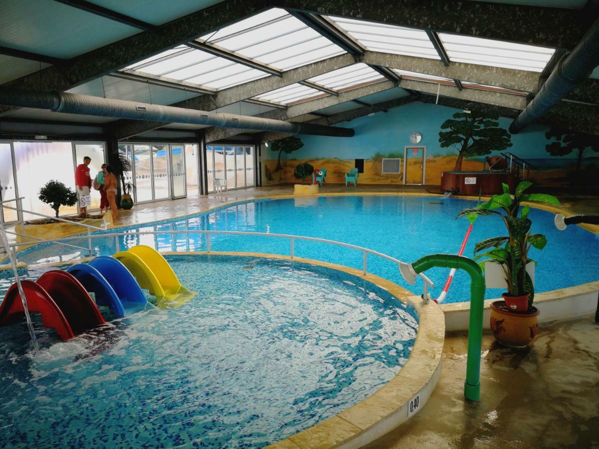 Bungalow 3Ch 2Sdb 8 Pers. Les Mathes Buitenkant foto